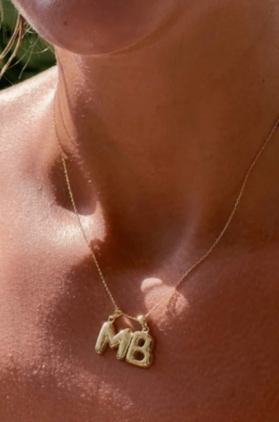 HAZEL & OLIVE Bubble Letter Pendant Necklace - Gold