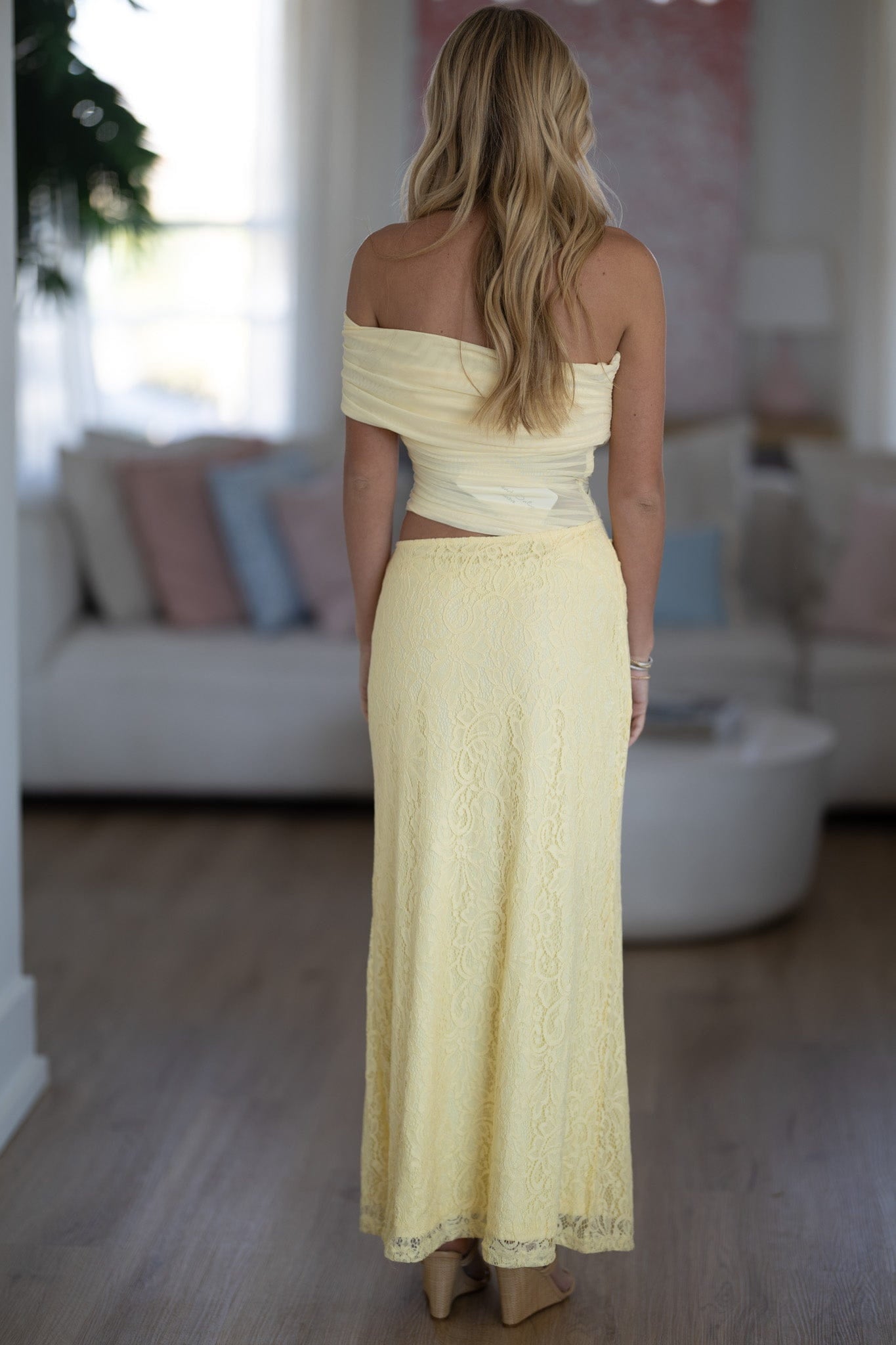 HAZEL & OLIVE CM6094DB20 Magical Moments Lace Maxi Dress - Butter Yellow