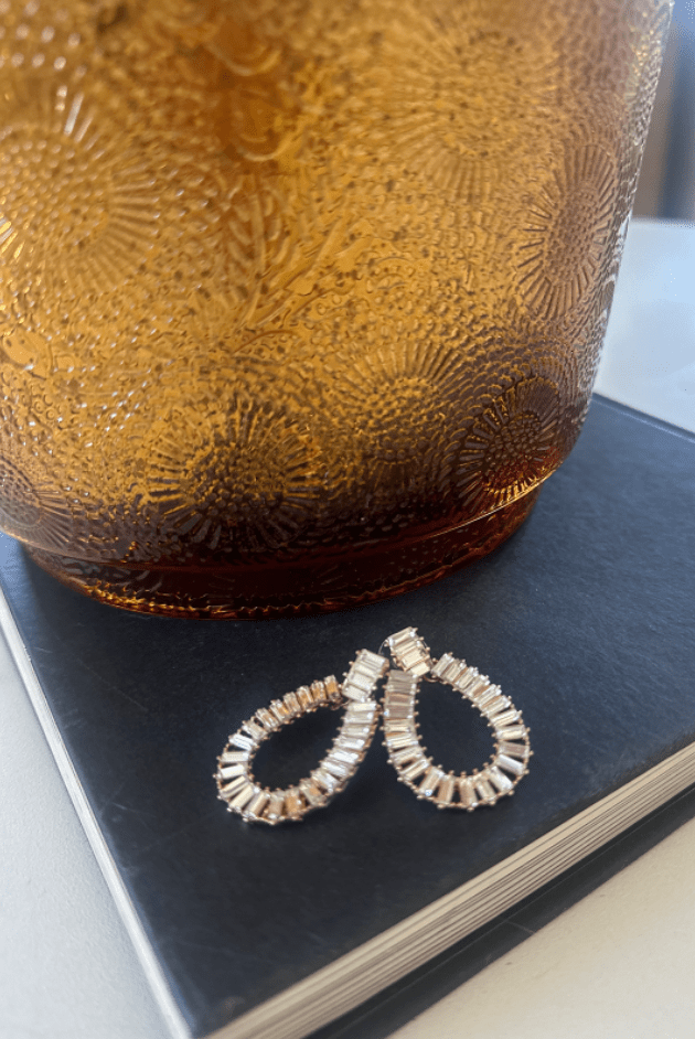 HAZEL & OLIVE Crystal Statement Earrings - Gold