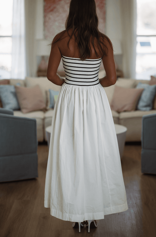 Hazel & Olive DZ26C169 Yacht Club Essential Maxi Dress - White and Black
