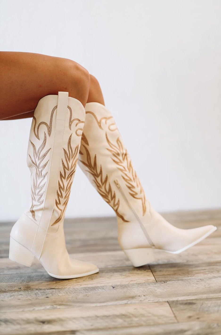 HAZEL & OLIVE Going Country Western Cowboy Boots - Cream