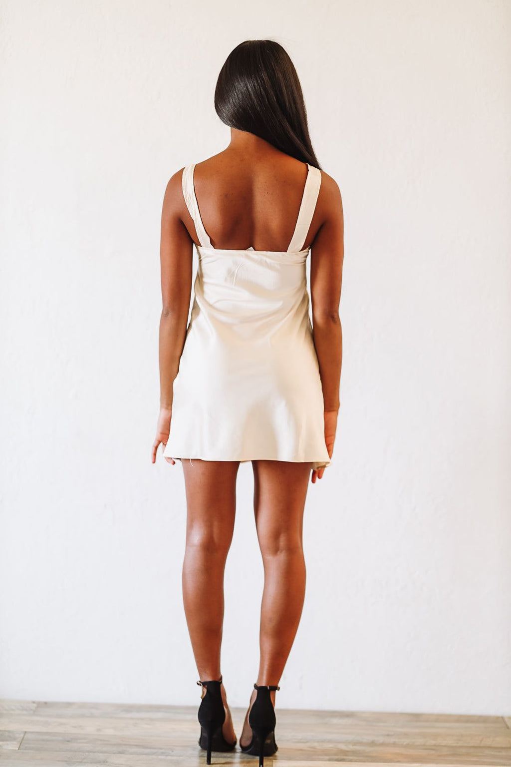 HAZEL & OLIVE Moment to Show Off Satin and Lace Mini Dress - Ivory