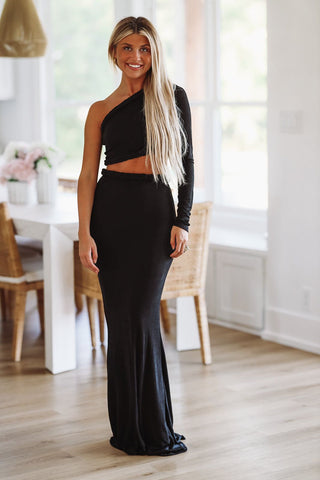 When in Cabo Two Piece Crop Top and Maxi Skirt Set - Black - H&O