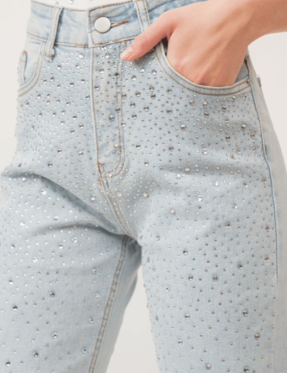 IP2770 Worth a Million Embellished Straight Leg Jeans - Light Wash