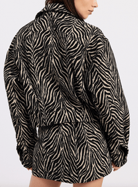 IPJ5238J Wild Card Jacket - Tan and Black