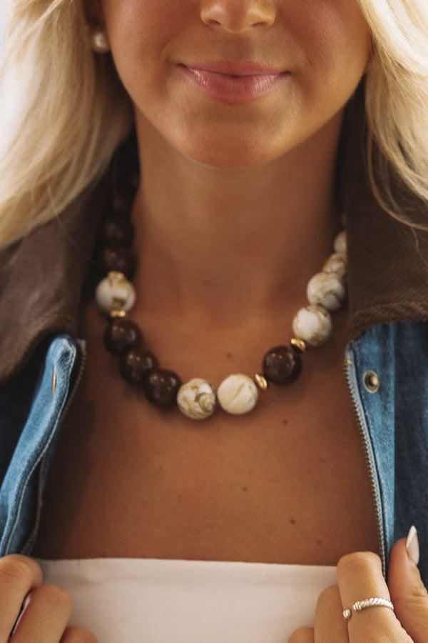 MN/B0534 Charmed by You Necklace - Brown